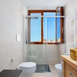 아파트 Window On The Sea *