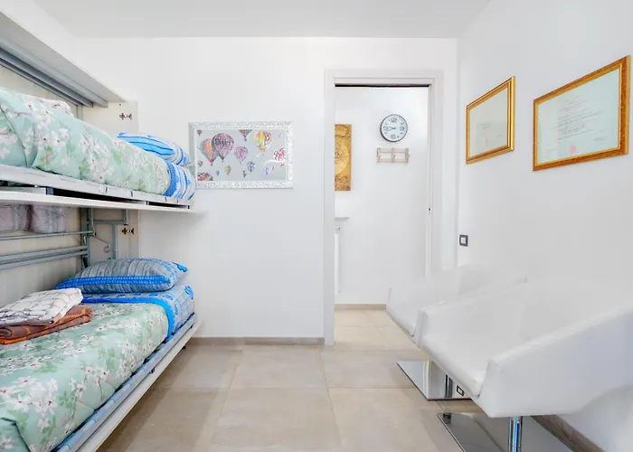 Window On The Sea * Olbia